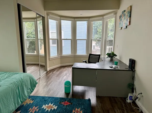 2032 Bancroft Way, Berkeley, CA