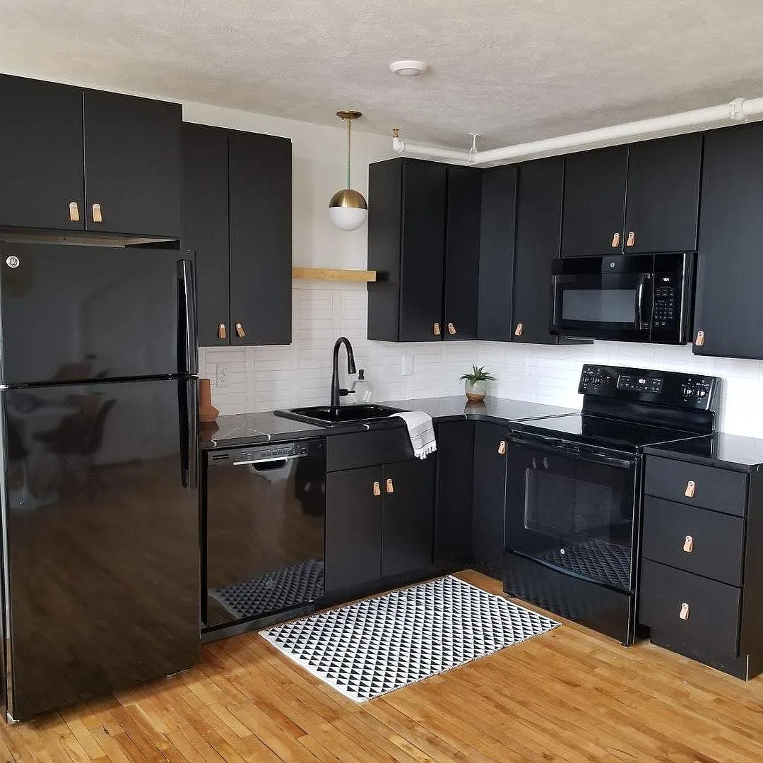 1 bed, 1013 sqft, $1,379 — Photo 4