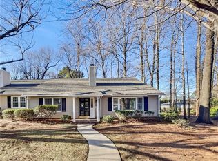 10 Brownstone Ln, Greensboro, NC 27410