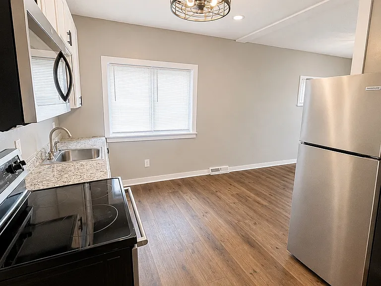 3525 Bosworth Rd — Photo 8