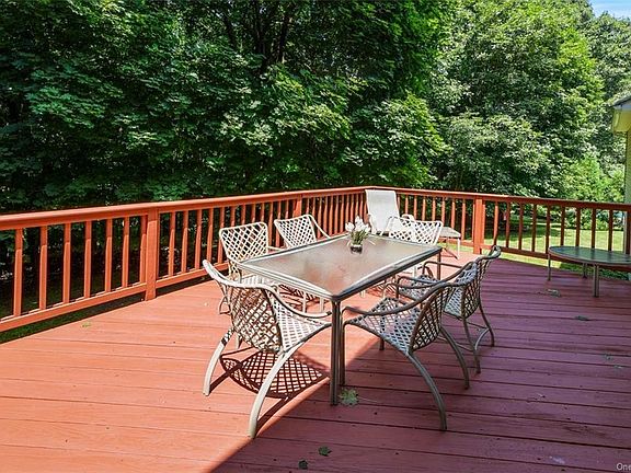 4th image of 5 Stonefield Ct