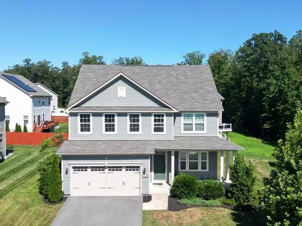 8881 Bancroft Dr, Waldorf, MD 20603