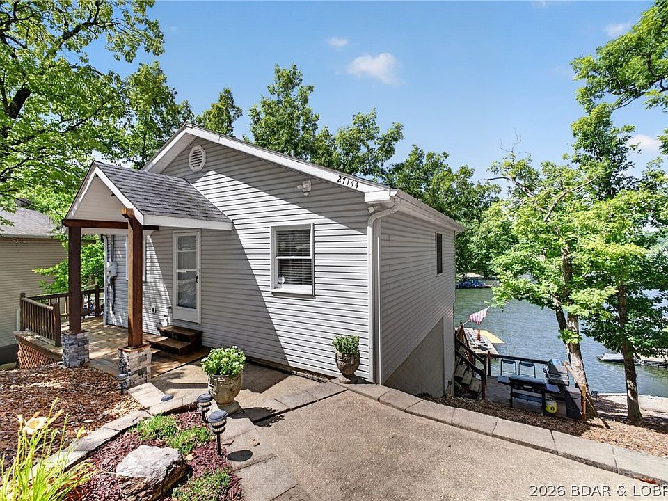 1st image of 27144 White Horse Cir
