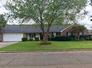 455 Jones Dr, Columbus, MS 39702