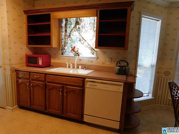 5th image of 4740 Longwood Cir