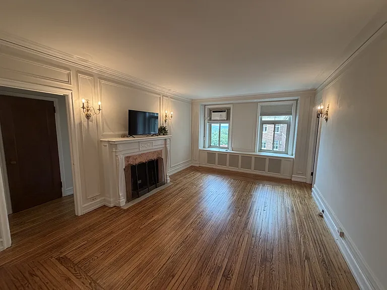 3900 Rose Hill Ave #905 — Photo 6