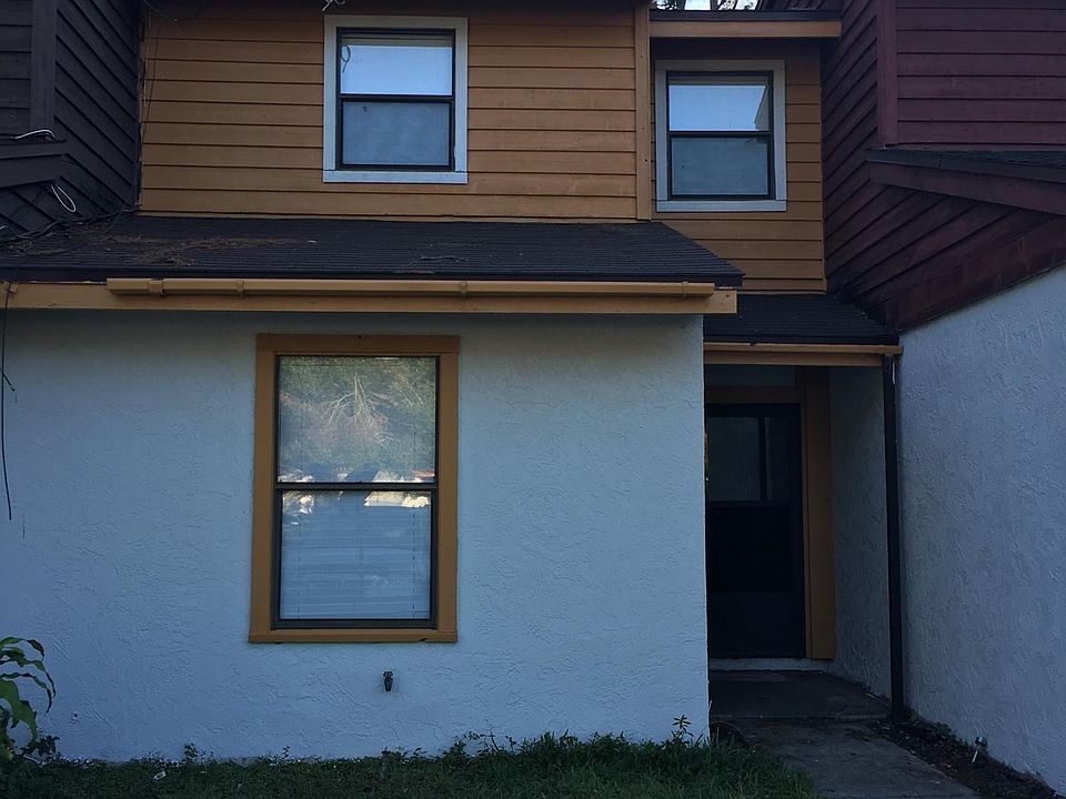 1st image of 4554 Melissa Ct N