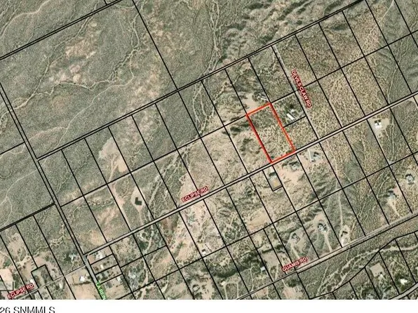 2015 Eclipse Rd, Las Cruces, NM 88012