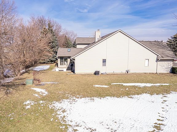 Side Yard Has A Large Green Space