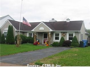 77 Sandra Dr, Manchester, CT 06042