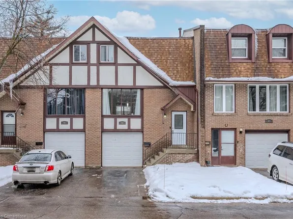 49 Cedarwoods Cres #46, Kitchener, ON N2C 2L1