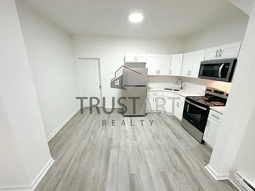 2153 W Grange Ave Photo 1