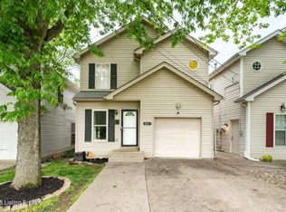 8805 Riley Ave, Lyndon, KY 40242