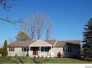 4733 Bentley Lake Rd, Howell, MI 48843