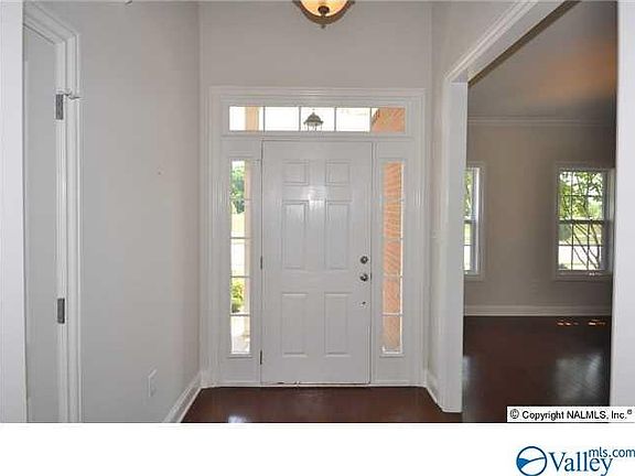 4th image of 3210 Peninsula Cir SE