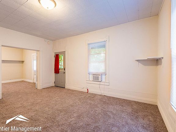 4th image of 1026 Bertrand St #1