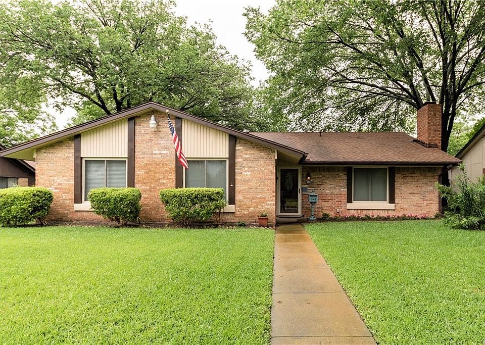 1st image of 306 Rollingridge Ln