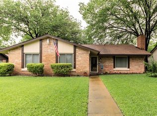 306 Rollingridge Ln, Garland, TX 75043