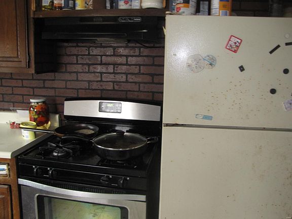 4th image of 125 Cascade Dr