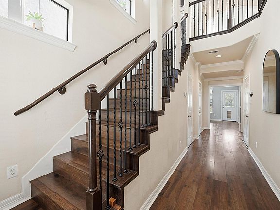 4th image of 2816 Kings Retreat Cir