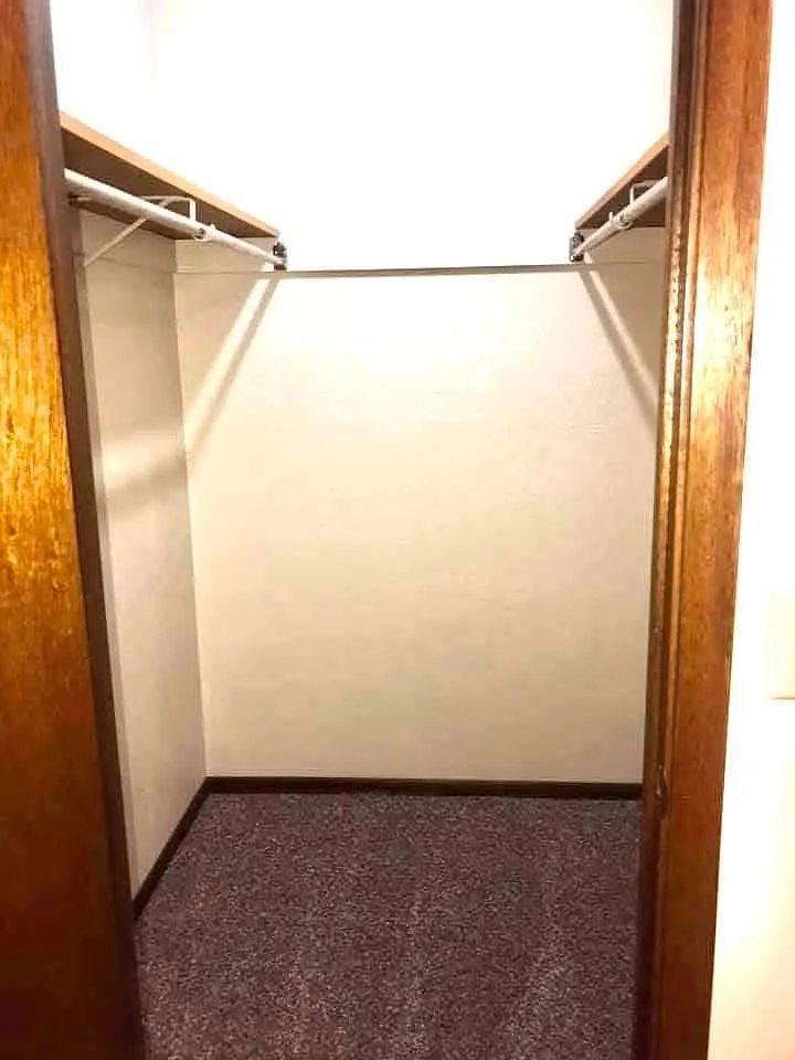 1403 Hennessey St — Photo 3