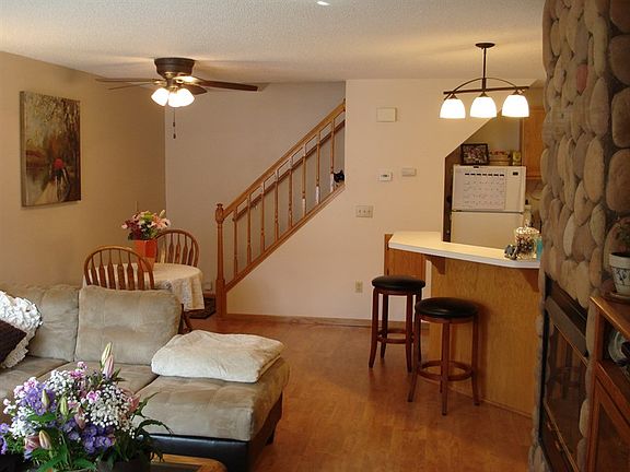 2nd image of 1830 Donegal Dr APT 10