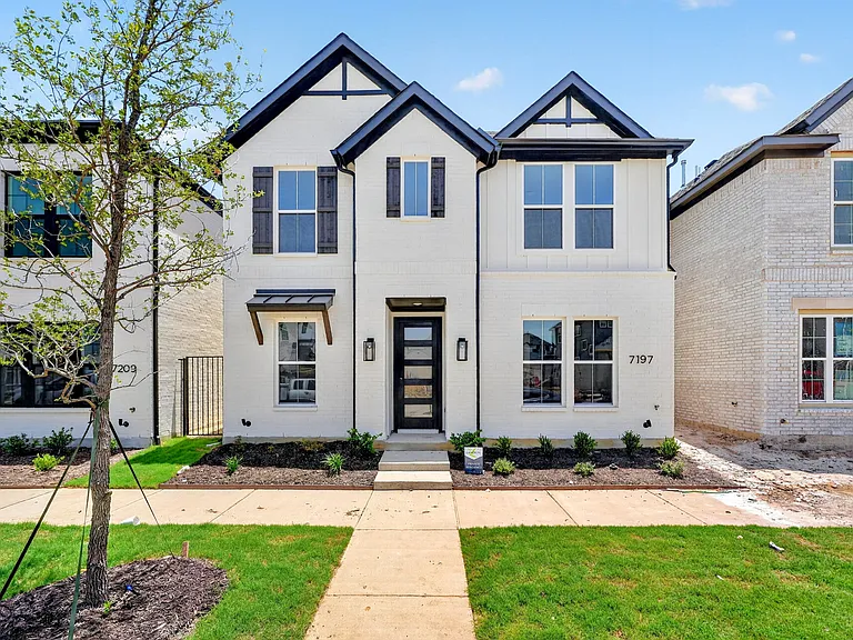 7197 Confetti Ln — Photo 2