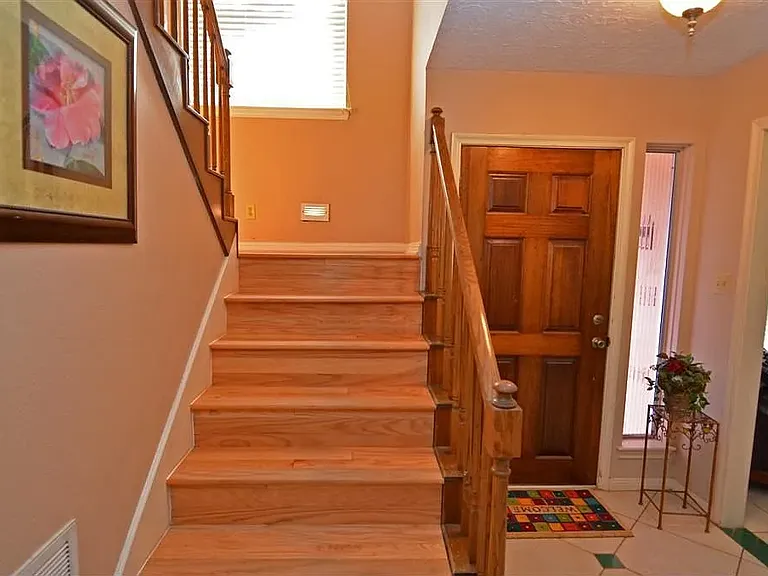 503 Lorie Ln — Photo 21