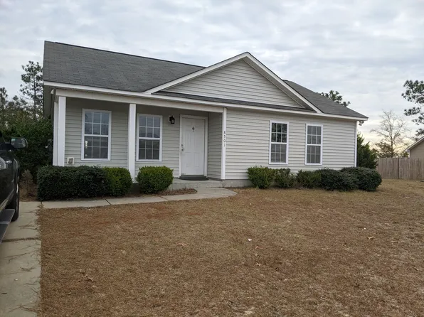 8501 Heirloom Dr NE, Leland, NC 28451