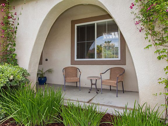 5th image of 43549 Dodaro Dr