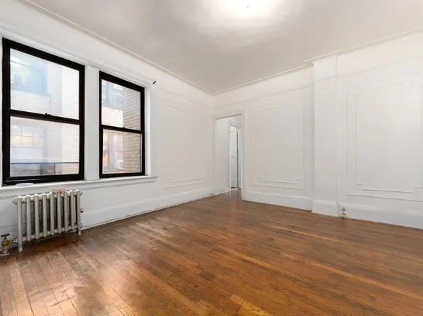 25-41 30th Road image 1 of 5