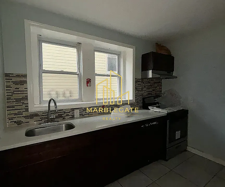 132 N Grove St #66