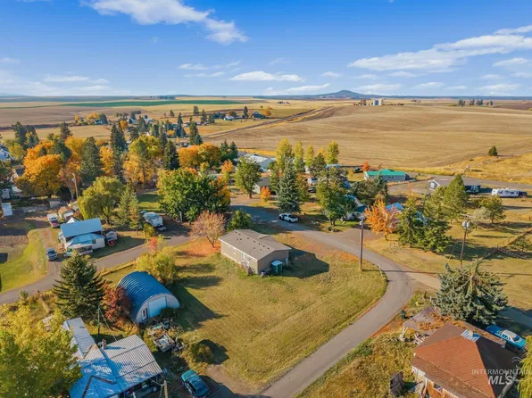 409 N 4th Ave, Craigmont, ID 83523