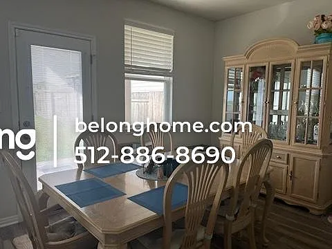 552 Longmount Cv — Photo 3
