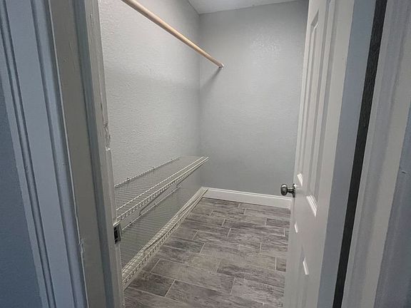 5th image of 700 1st St N Unit 10