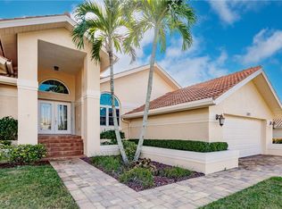5471 Harborage Dr, Fort Myers, FL 33908