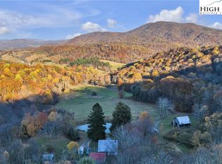 984 Cloverdale Lane, Independence, VA 24348