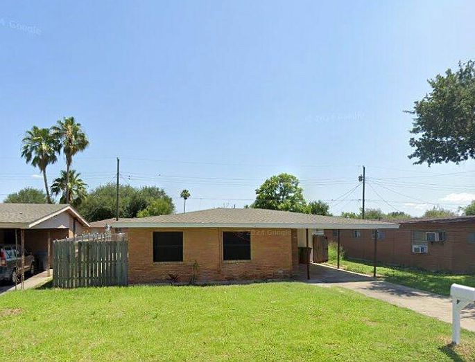 1st image of 1006 Siesta Dr