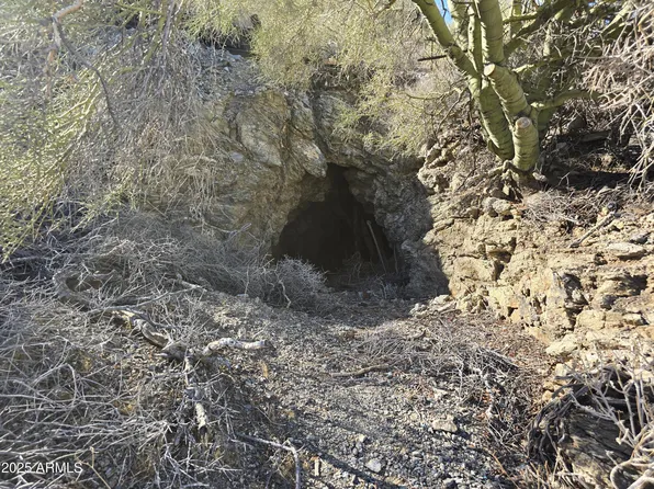 0 Critic Mine -- #-, Wenden, AZ 85357