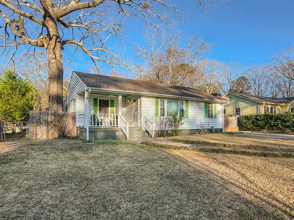 1149 Vista Trl NE