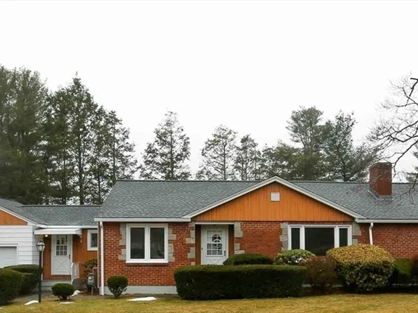 437 Salisbury St, Worcester, MA 01609