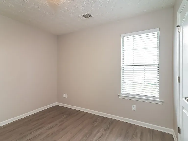 7030 Duncan Walk — Photo 16