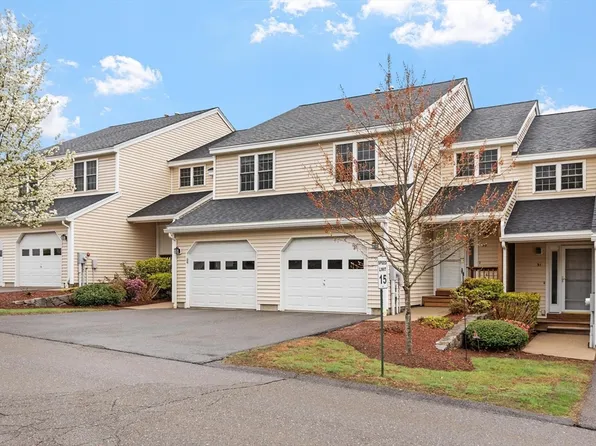 33 Green Briar Rd #33, Fitchburg, MA 01420