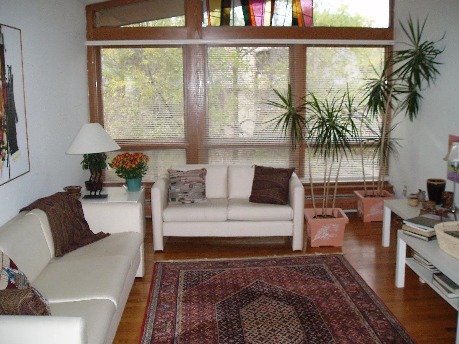 4 bed, 2000 sqft, $3,950 — Photo 2