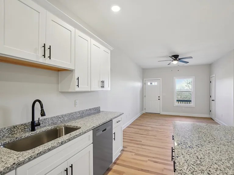 90 Five Oaks Ln — Photo 10