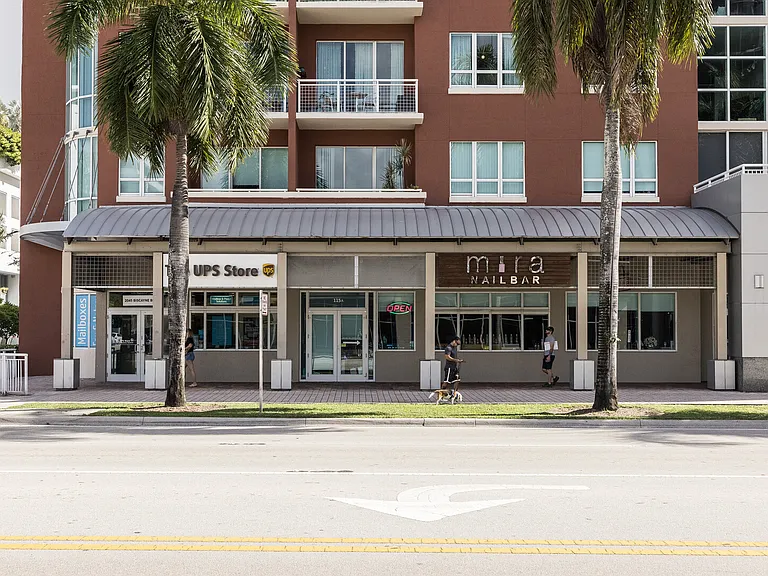 N Bayshore Dr — Photo 14