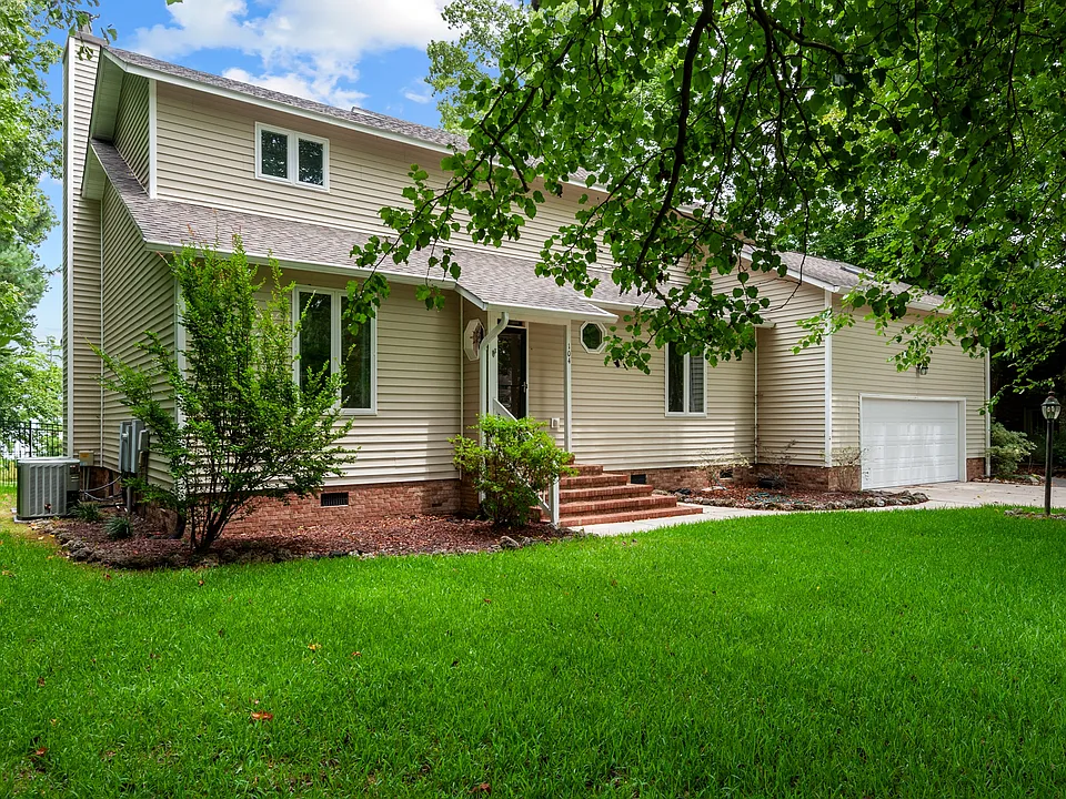 104 Balboa Ct