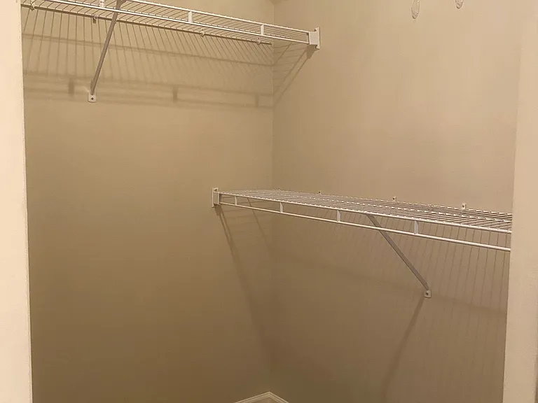 110 Brookwood Creek Dr — Photo 16