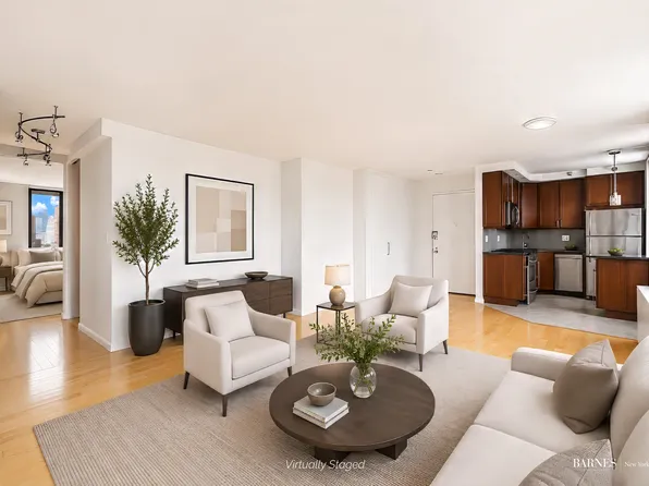 24 East 7th Street image 1 of 15