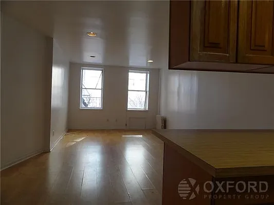 Rented by Oxford Property Group | media 5